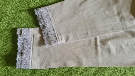 Legíny s čipkou, wenice,146