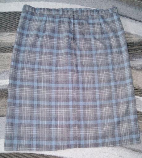 Šedomodrá sukňa, l