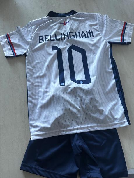 Dres bellingham, 98