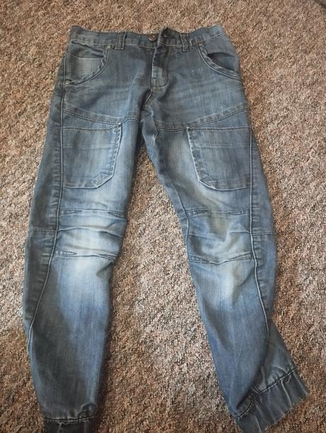 Chlapčenské rifle, 128