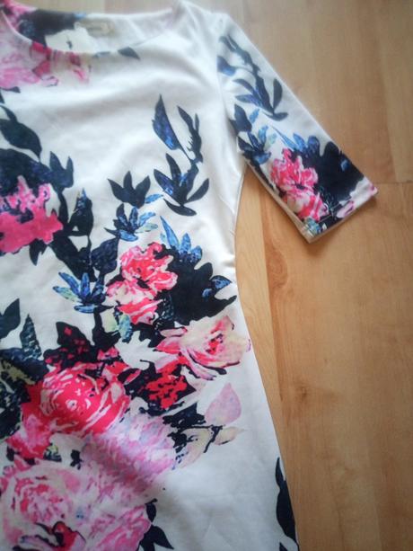 Krásne šaty top stav, xl