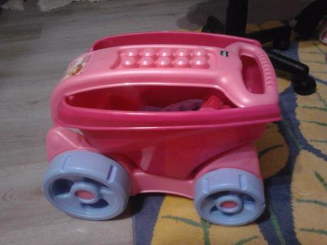 Detský vozík s kockami, 