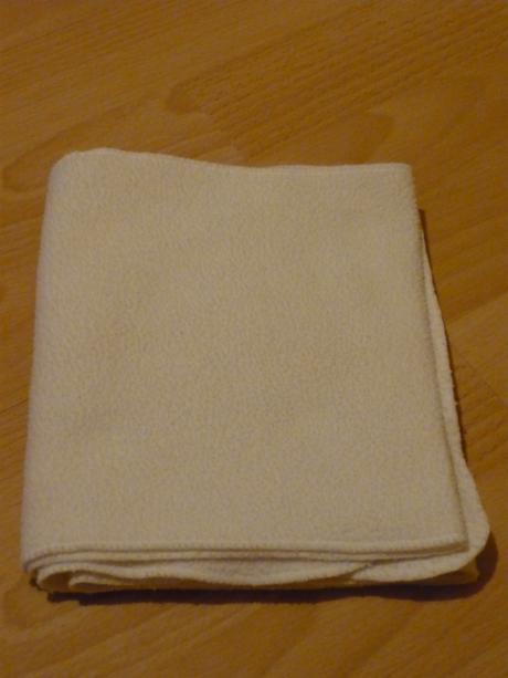 Biely flaušový šál, 