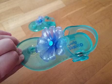 Zelené sandálky, 22