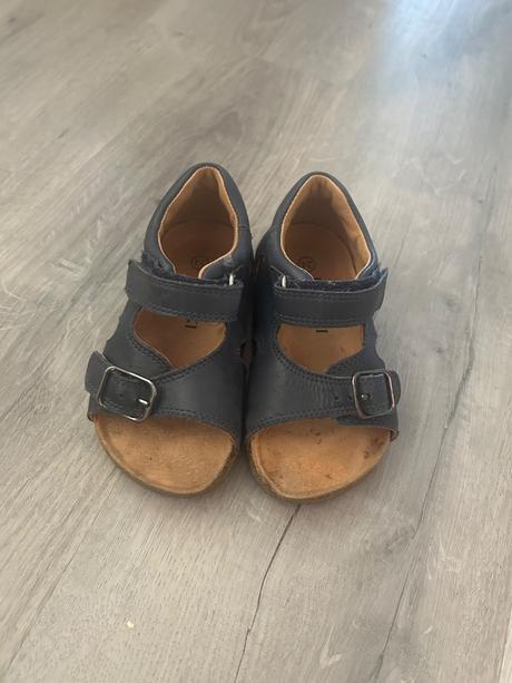 Sandalky 24, lasocki,24