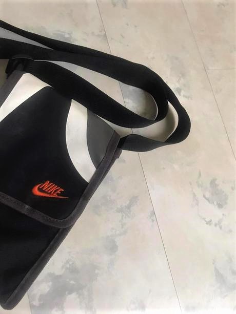 Unisex taška over cross, nike