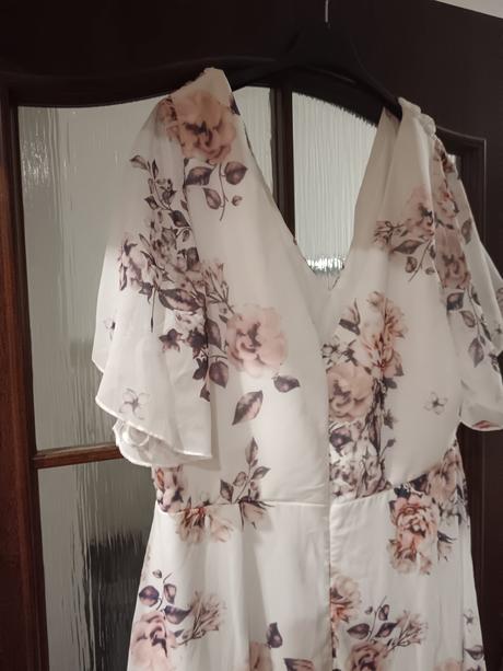 Elegantné šaty už aj s poštou, xxl