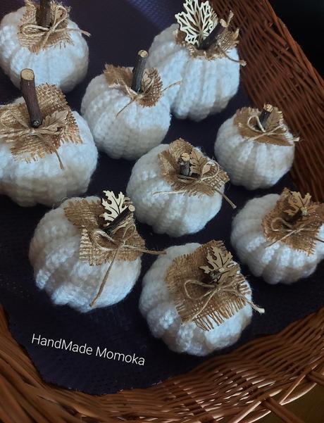 Háčkované tekvičky - biele, 