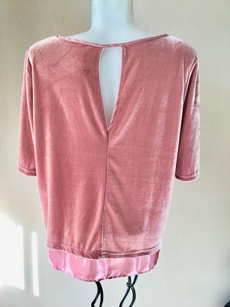 Zamatové tričko 32, 42