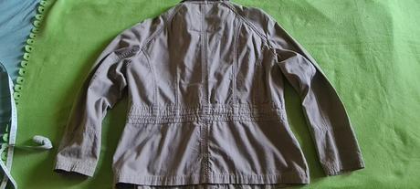 Jesenná bundička, 44