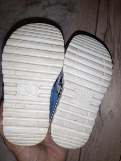 Kožené sandálky, bären-schuhe,22