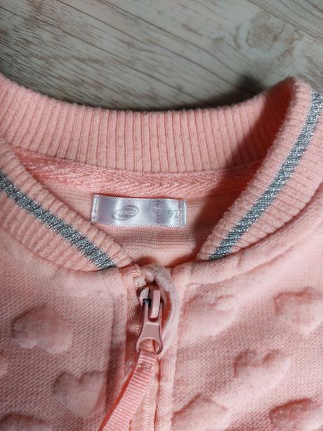 Nádherný svetrík so srdiečkami, pepco,92