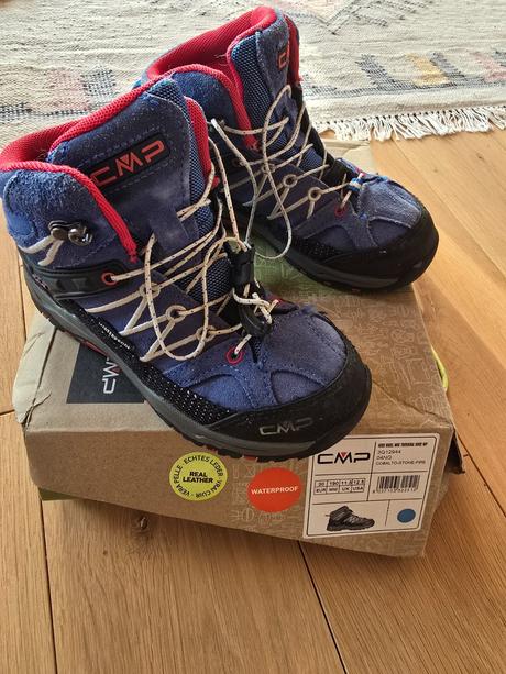 Turisticke/outdoorove topanky, cmp,30