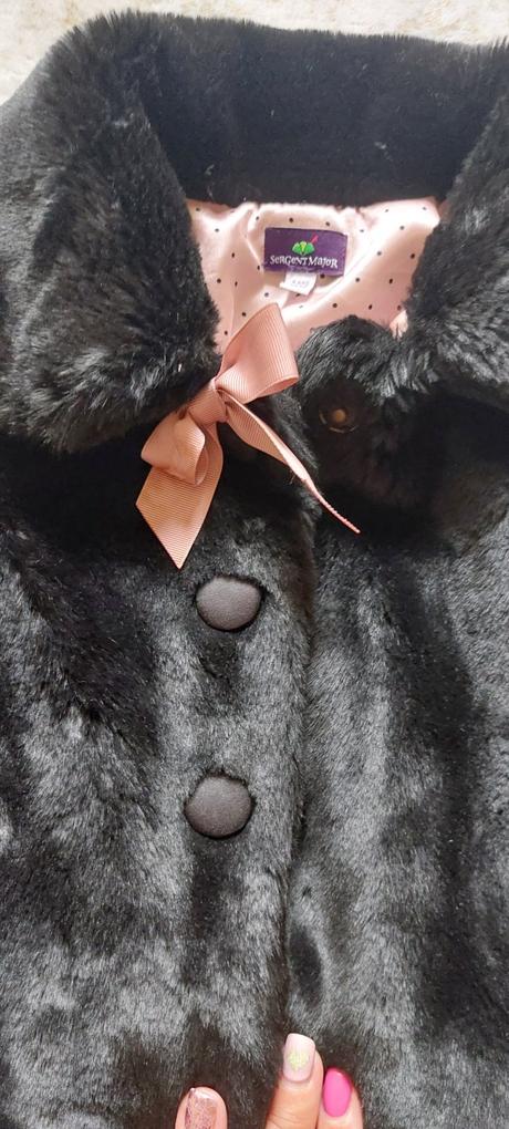 Elegantný kabátik, sergent major,104