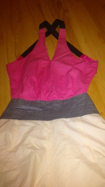 Kvalitné šaty pre slečny, 158