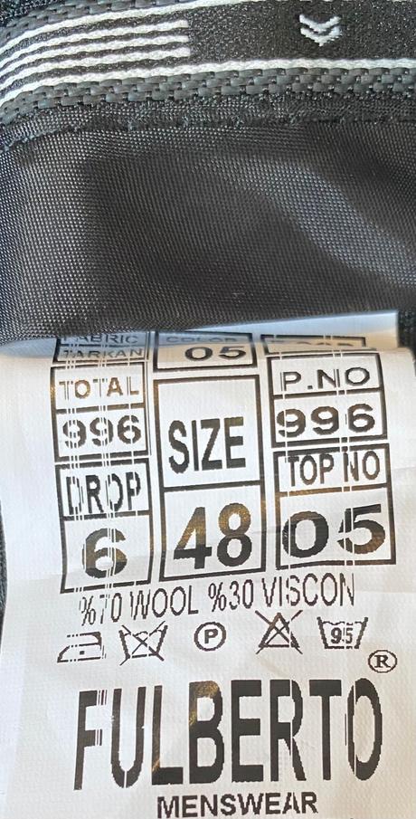 Oblek fulberto, 48