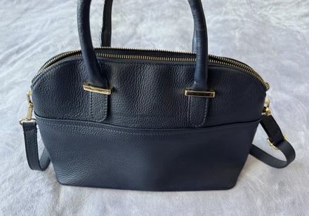 Vera pelle modrá kabelka, 