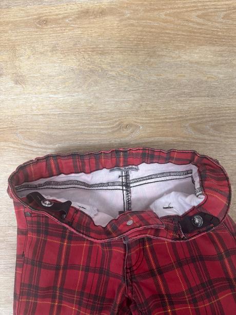 Kárované skinny destination, 134