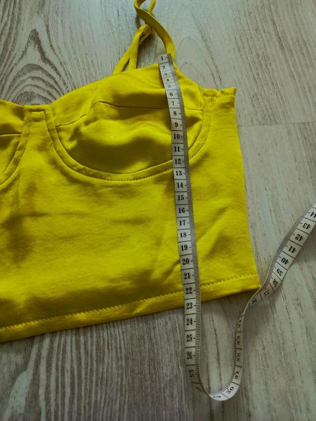 Saténovy crop top, new yorker,32