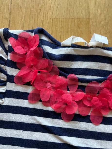 Tričko s 3 d aplikaciou, h&m,128