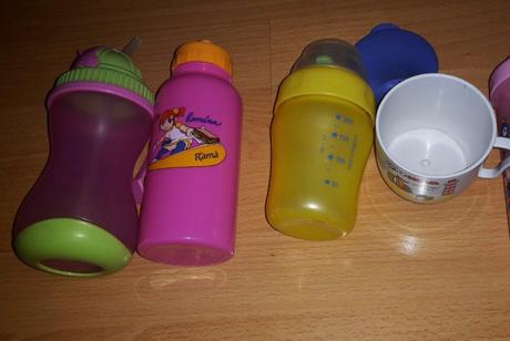 Rozne flasky pohare,