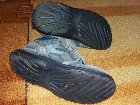 Celokožené kvalitné topánky, superfit,25