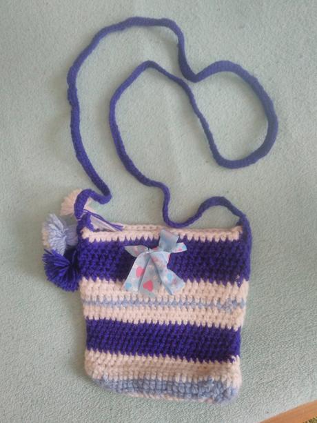 Háčkovaná kabelka, 