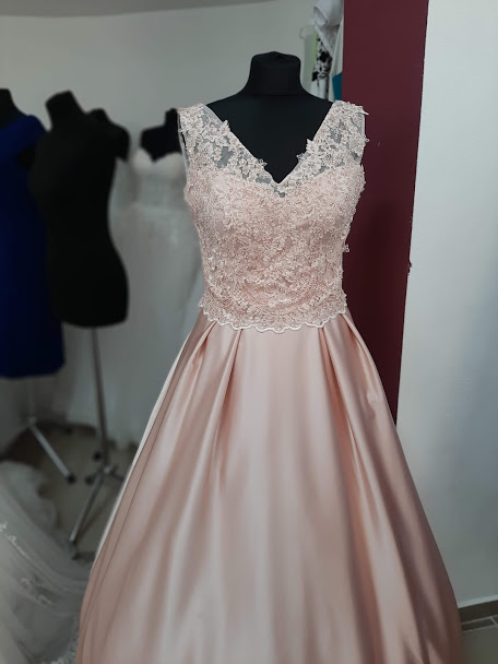 Spoločenské šaty vo veľkosti m/l, l / m