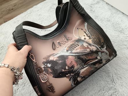 Anekke kabelka, anekke