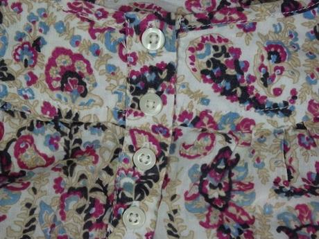 Kvalitná letná blúzka, s