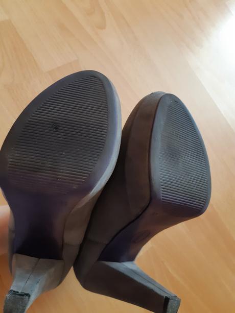 Topanky, graceland,37