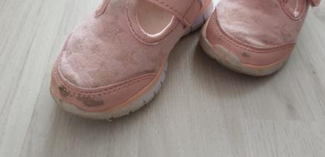 Ľahké tenisky č.23, 23