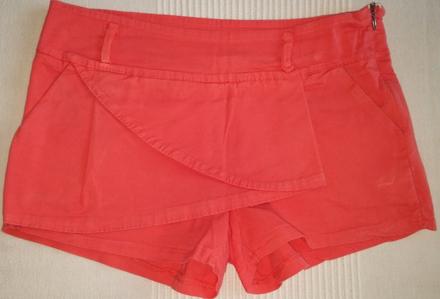 Kraťase talianskej výroby velk. 152, 152