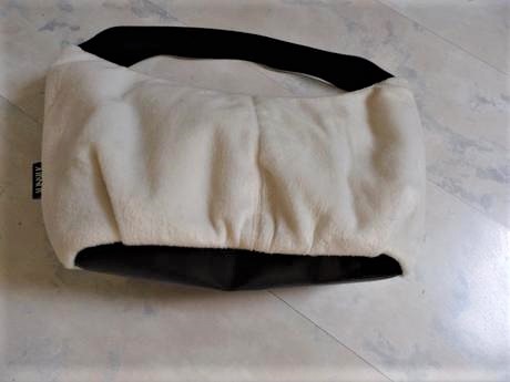 Kožušinková taštička, 