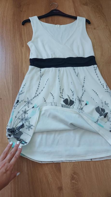 Kvetinové šatičky 38-40, 38