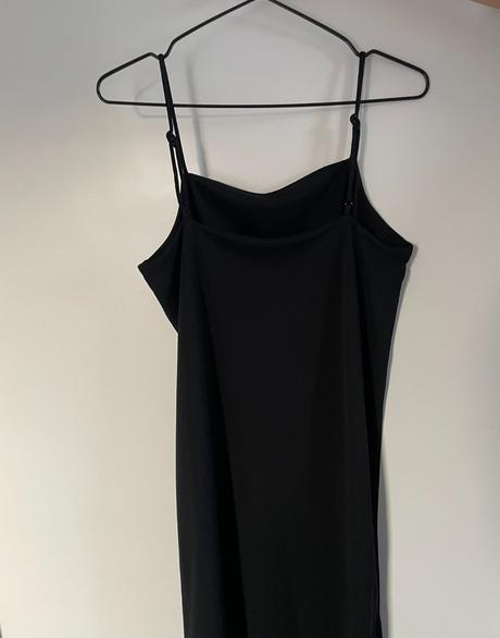 Čierne šaty s rozparkom, h&m,s