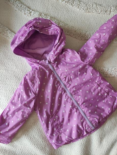 Bodkovana bundicka, 74