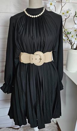 Krásne šaty luzabelle, m