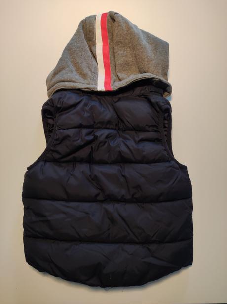 Chlapčenská vesta, h&m,104