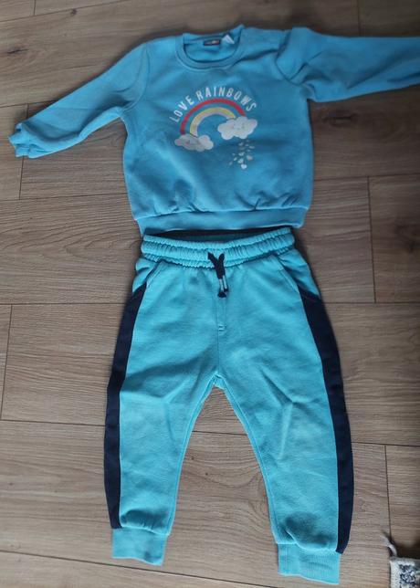 Tepláková súprava, 86