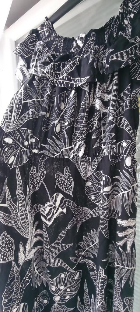 Letne saty vel 44 cena 5,50e, 44