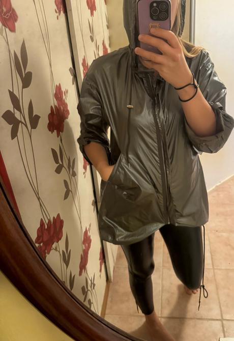 Lesklá parka zara, zara,s