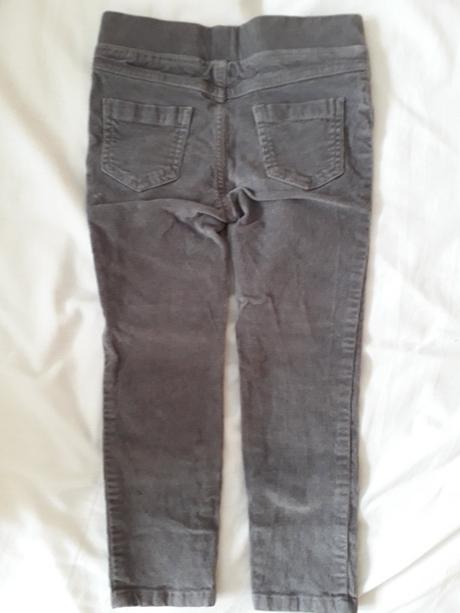 Menčestrové nohavice, f&f,104