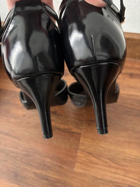 Sandalky na podpätku, 39