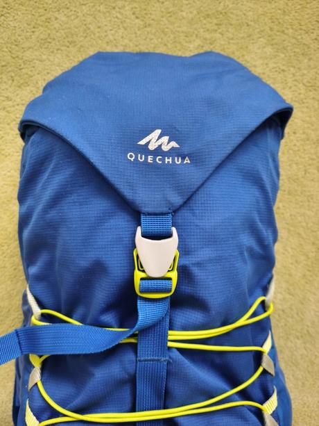 Turistický batoh detský 18l quechua mh500,