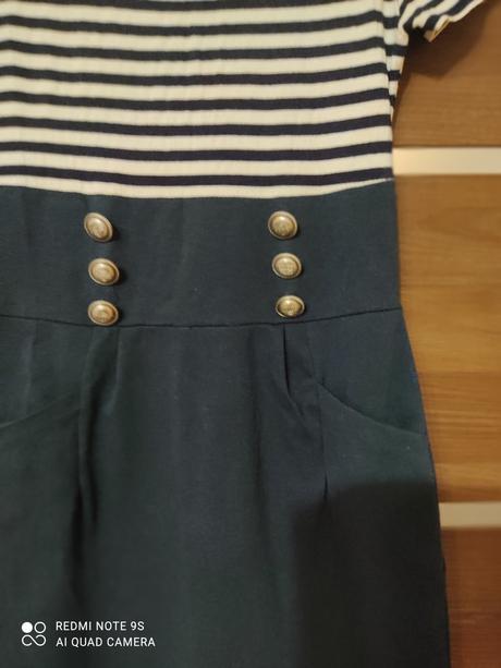 Dievčenské  šaty, 158