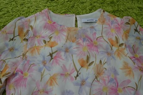 Šaty s kvietkami, reserved,146