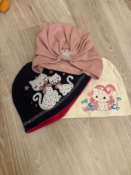 Čiapky, benetton,116