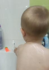 Mustela® Detský čistiaci gél na vlasy a telo, 500 ml