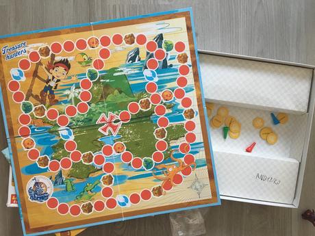 4+ piráti ahoy + hľadči pokladov,